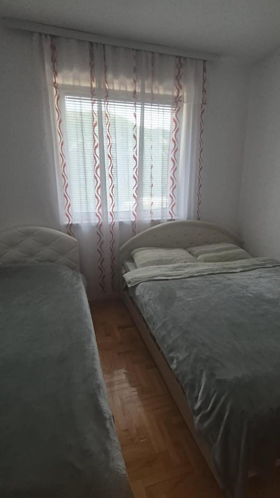 Apartman Bujisic Pluzine Exterior photo